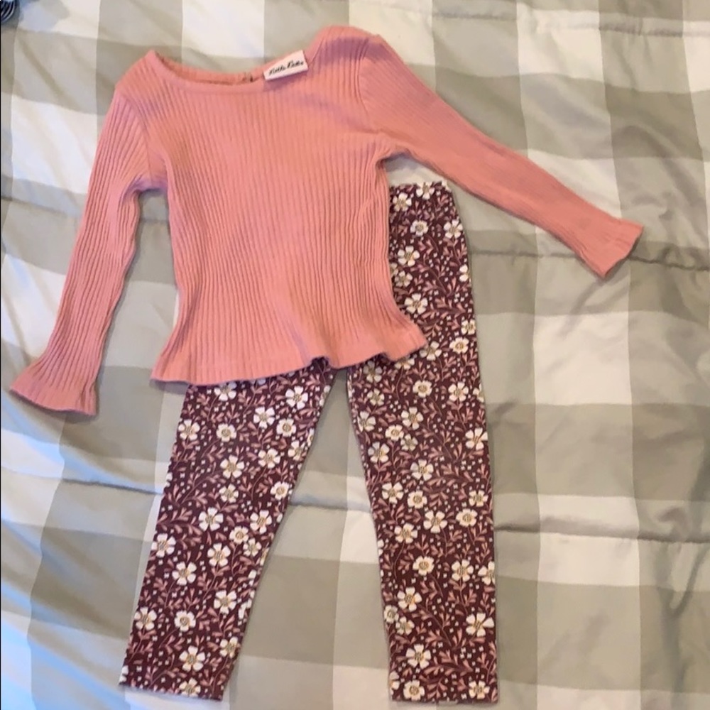 Cute set from smoke free home!